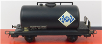 46973