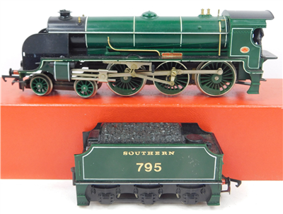 47081b