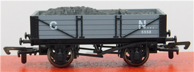 47645b