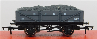 47646b