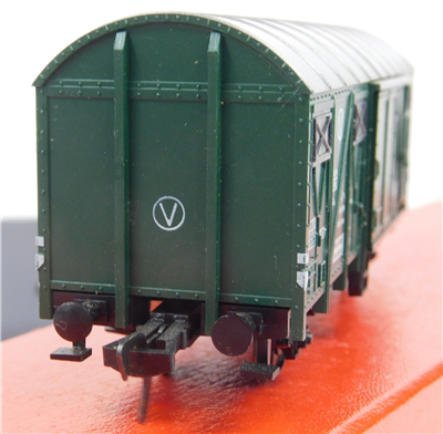 47774d