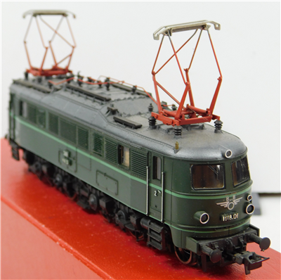 47857g