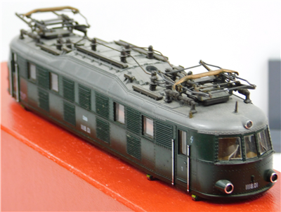 47857l