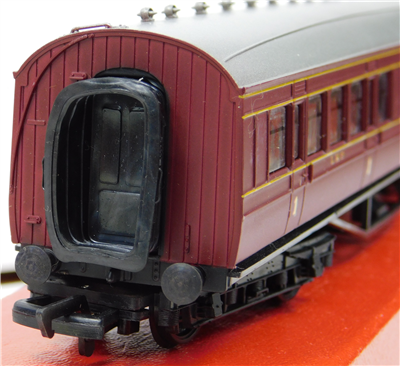 49076e