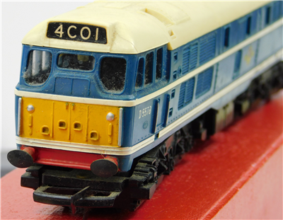 49302f