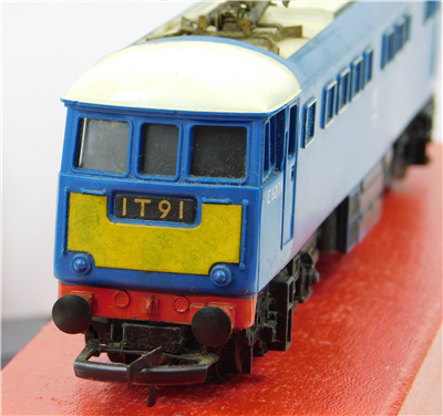 49305f