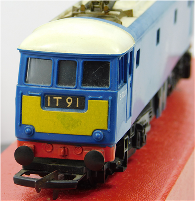 49305g