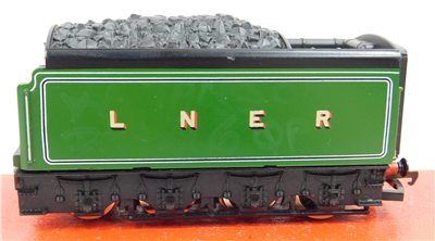 49585b