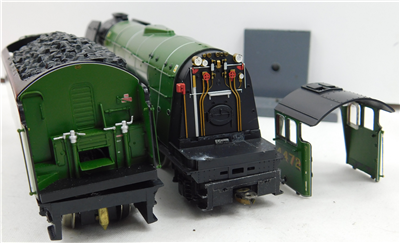 49586e
