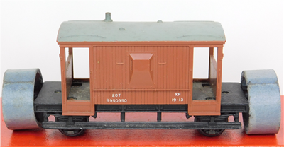 55539d