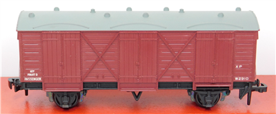 55575a