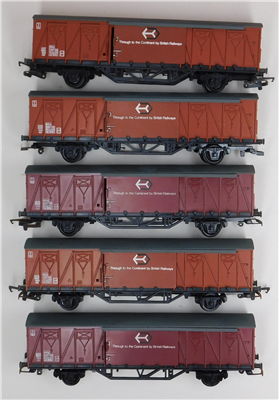 55648b