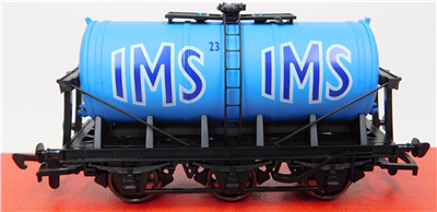 56233a
