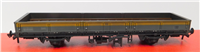 56573