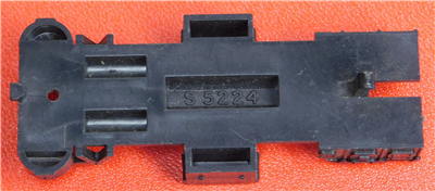 56977d