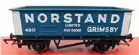 57885