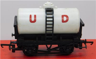 59813b